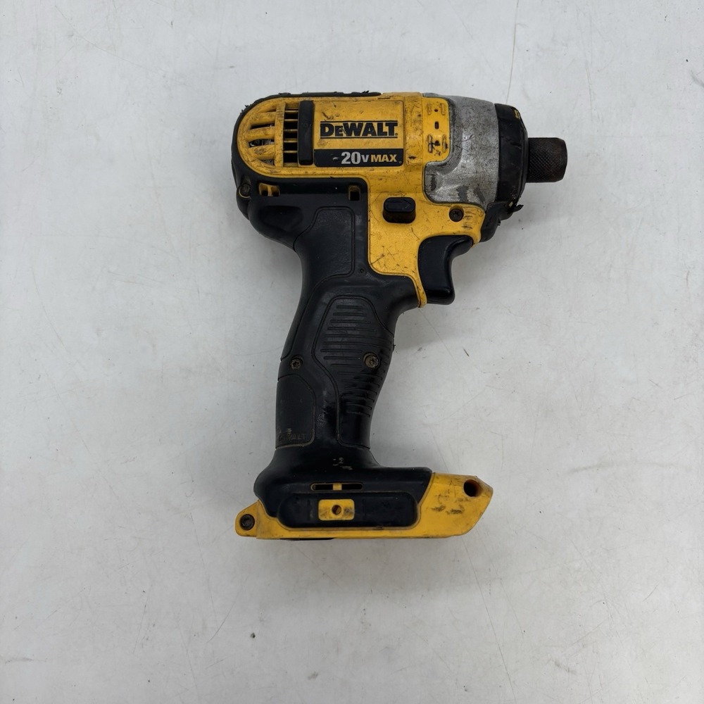 DEWALT 20V MAX 1/4" Impact Driver Tool Only DCF885